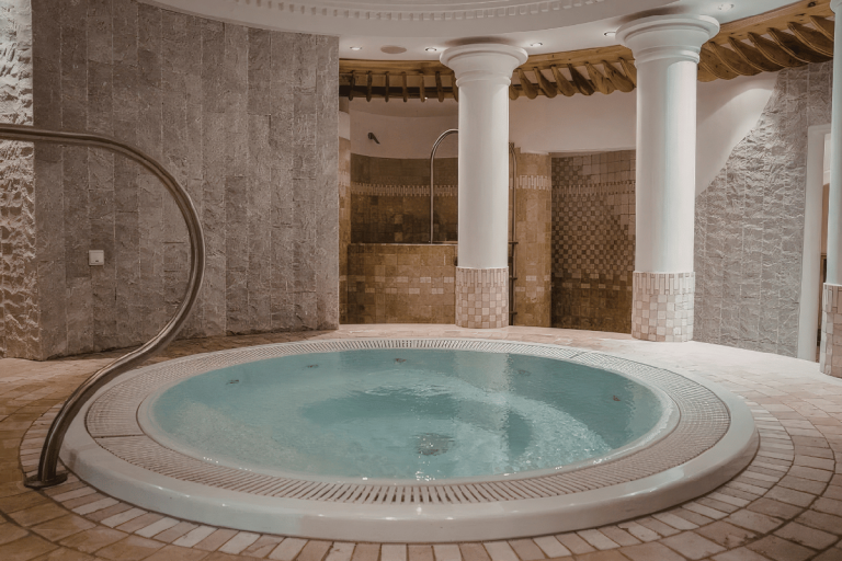 SeaTac Jacuzzi Bath Remodel